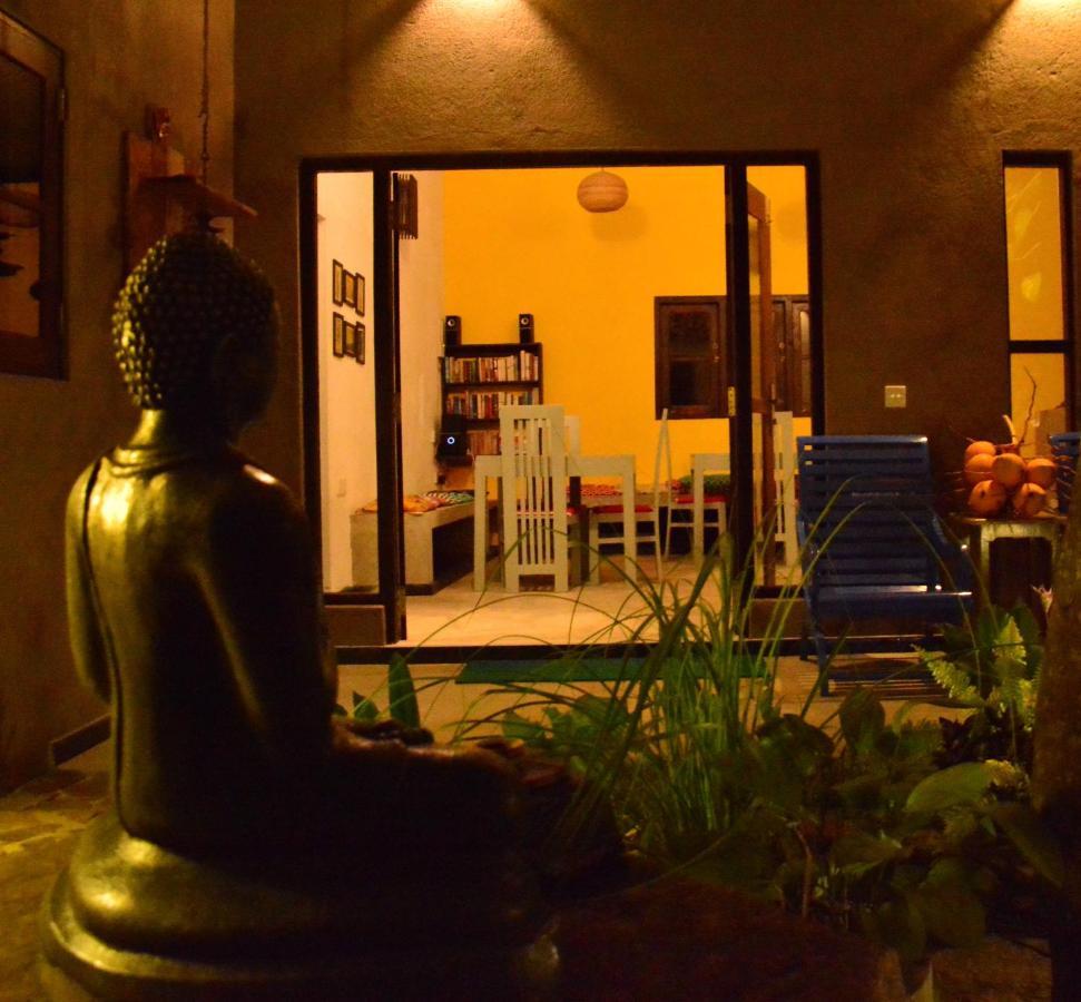 View Guesthouse & Bistro At Goyambokka Tangalle Exterior photo
