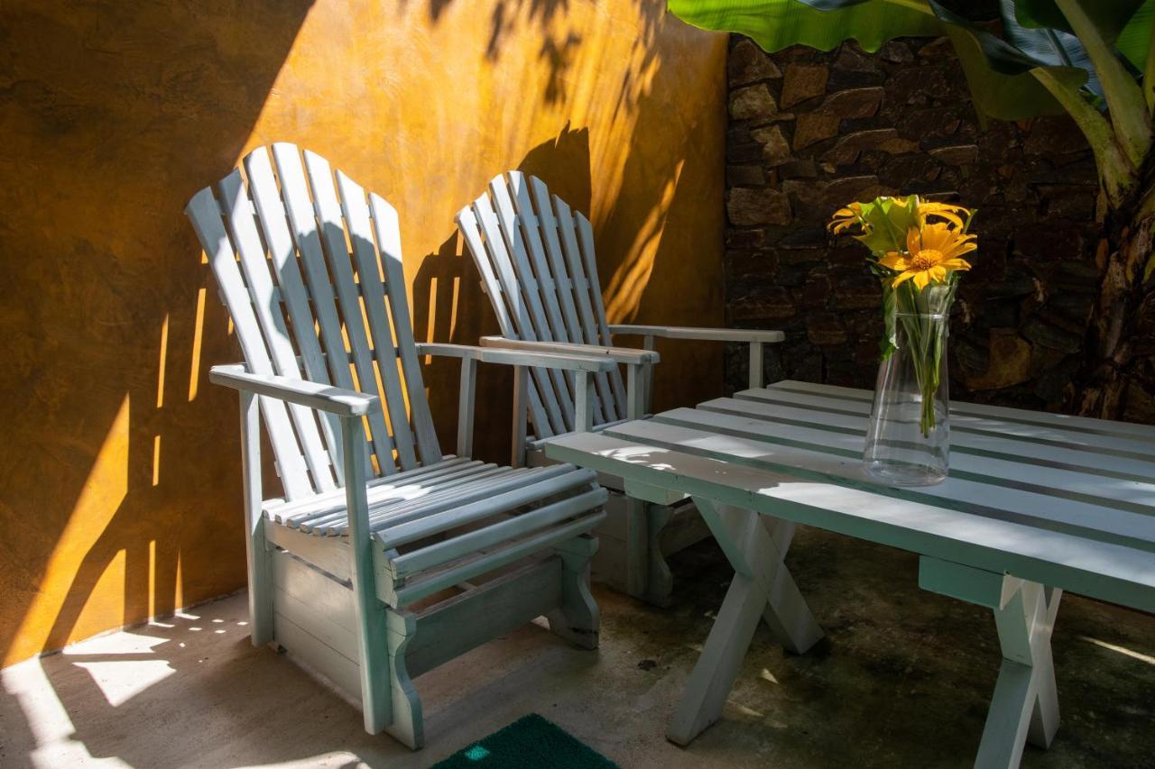 View Guesthouse & Bistro At Goyambokka Tangalle Exterior photo